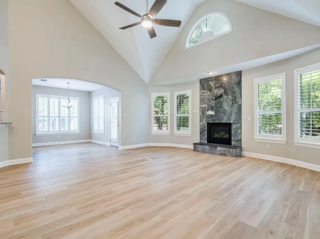 321 Calistoga Court Austin TX 78732