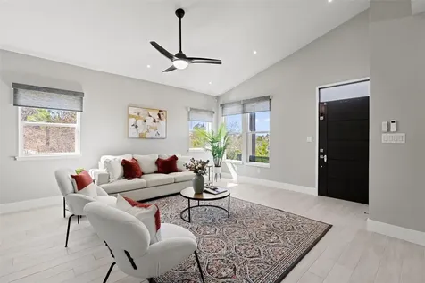 209 Kipahulu Drive Bastrop TX 78602