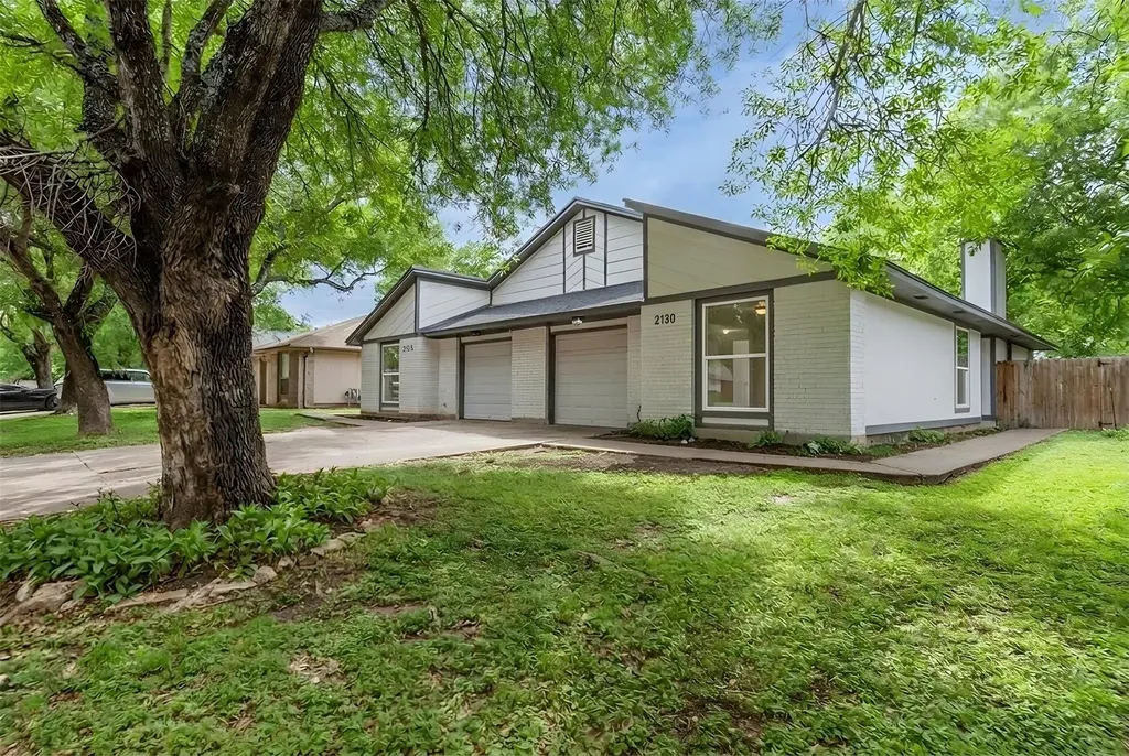 2128/2130 Redwing Way Round Rock TX 78664