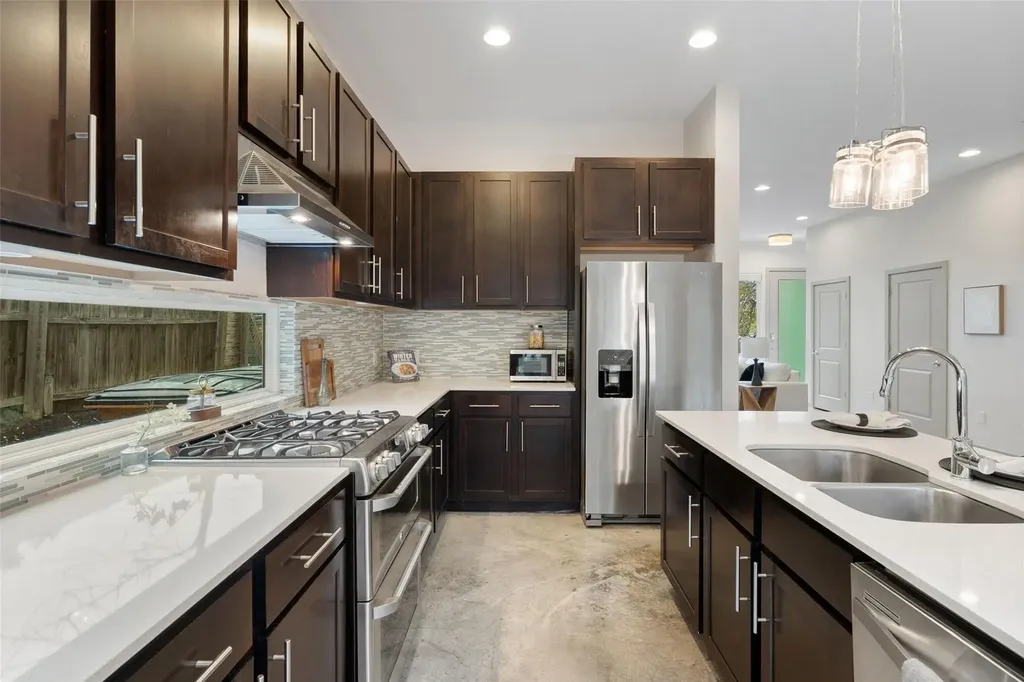 2805 Sol Wilson Avenue Austin TX 78702