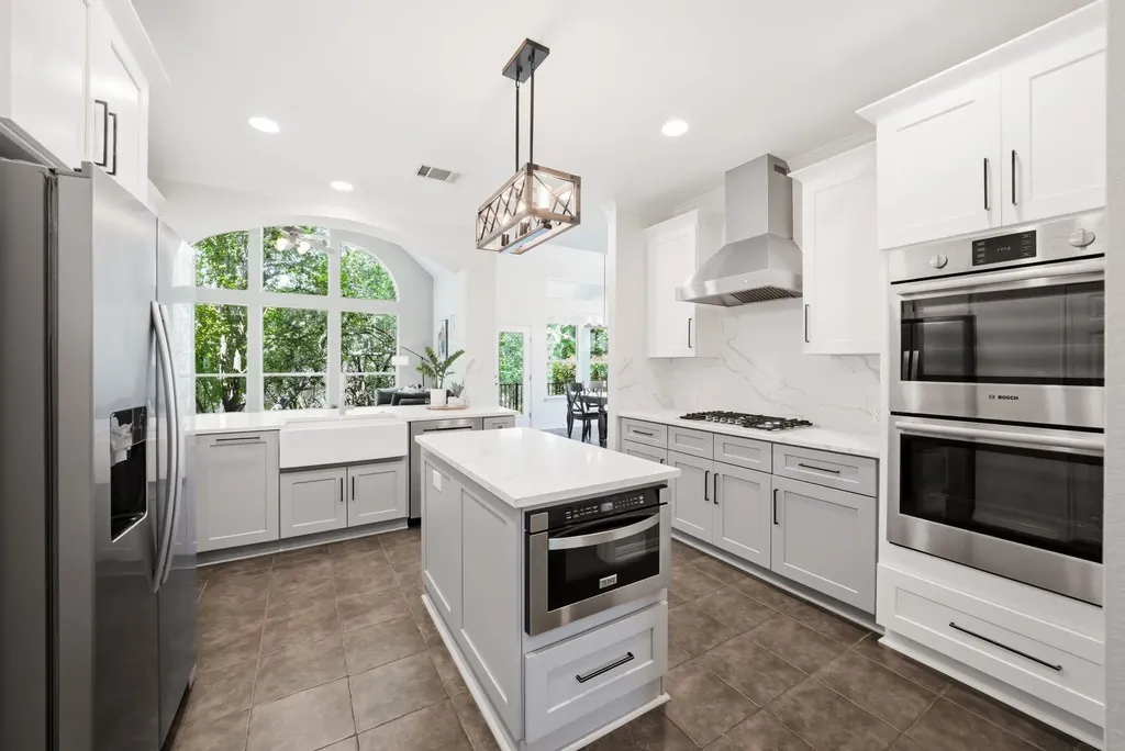 2508 Lipizzan Drive Austin TX 78732