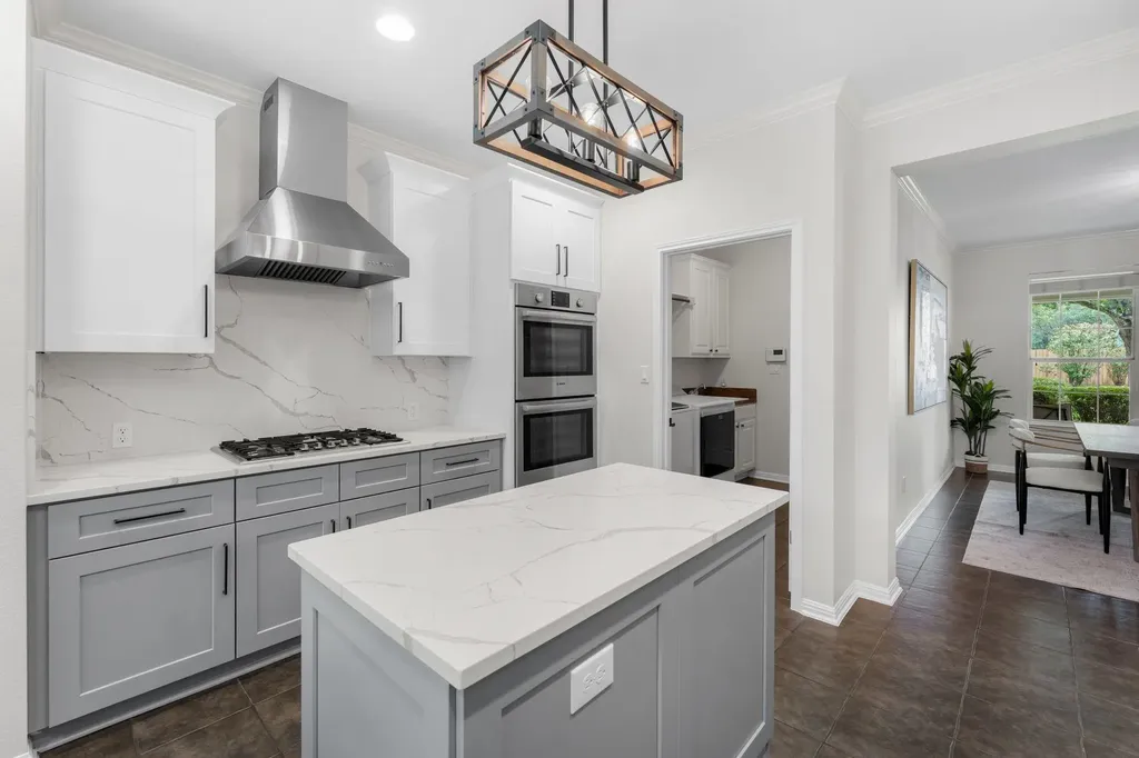 2508 Lipizzan Drive Austin TX 78732