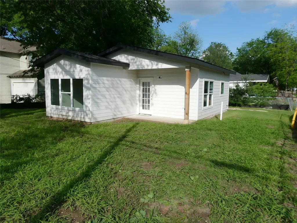 81 Waller Street Austin TX 78702