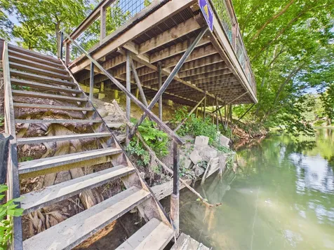 1238 Sleepy Hollow Lane New Braunfels TX 78130