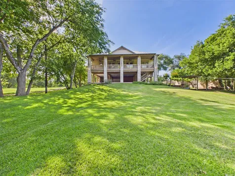 1238 Sleepy Hollow Lane New Braunfels TX 78130