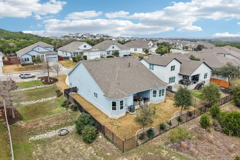 520 Hazy Hills Loop Dripping Springs TX 78620