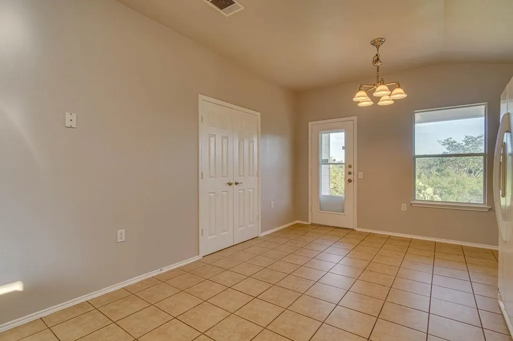 6013 Constellation Circle Del Valle TX 78617