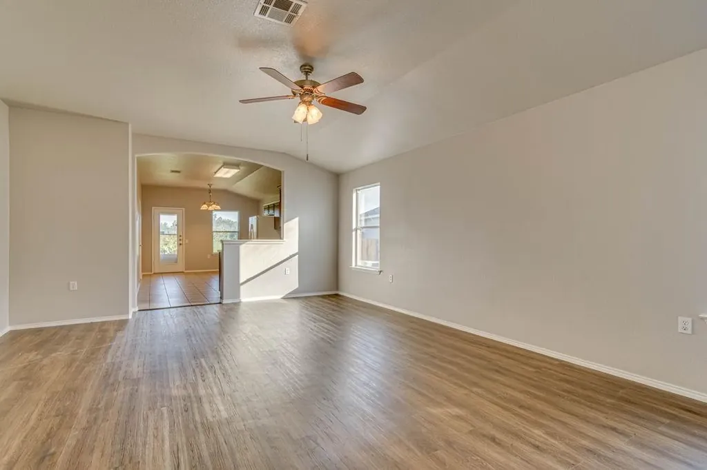 6013 Constellation Circle Del Valle TX 78617