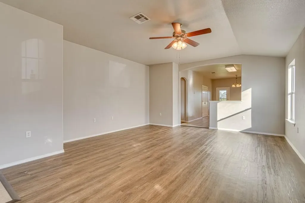 6013 Constellation Circle Del Valle TX 78617