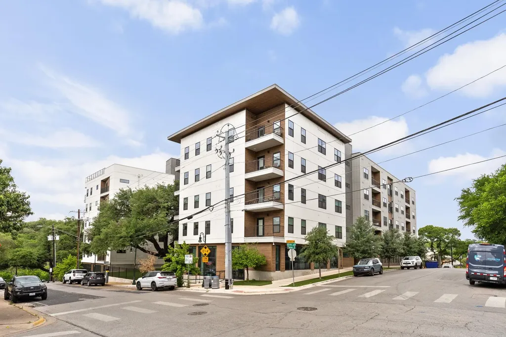 2500 Longview Street Austin TX 78705