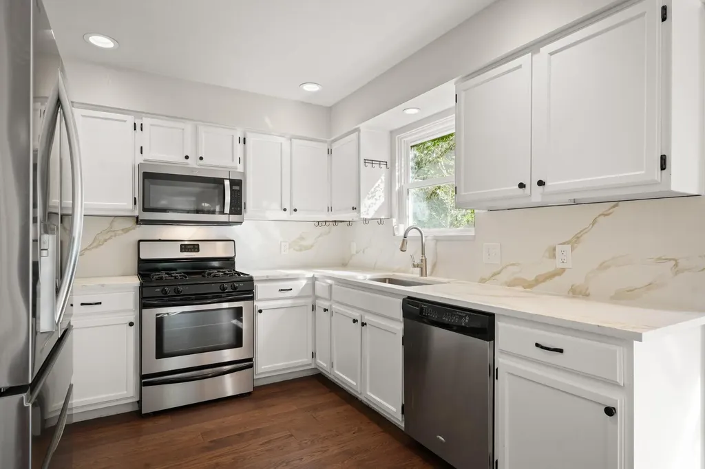 17841 Park Valley Drive Round Rock TX 78681