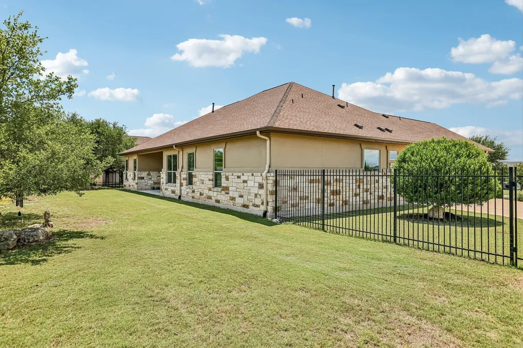 500 Dream Catcher Drive Leander TX 78641
