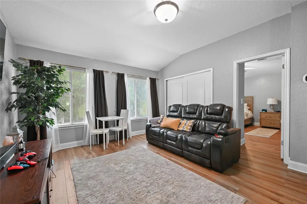 5604 Beachmont Court Austin TX 78739