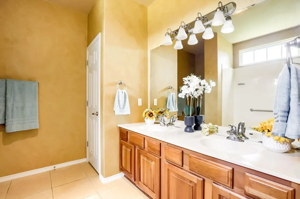 310 Crockett Loop Georgetown TX 78633