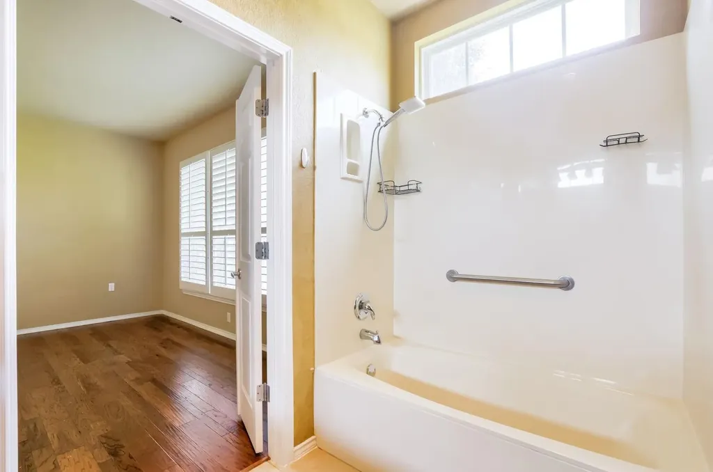 310 Crockett Loop Georgetown TX 78633