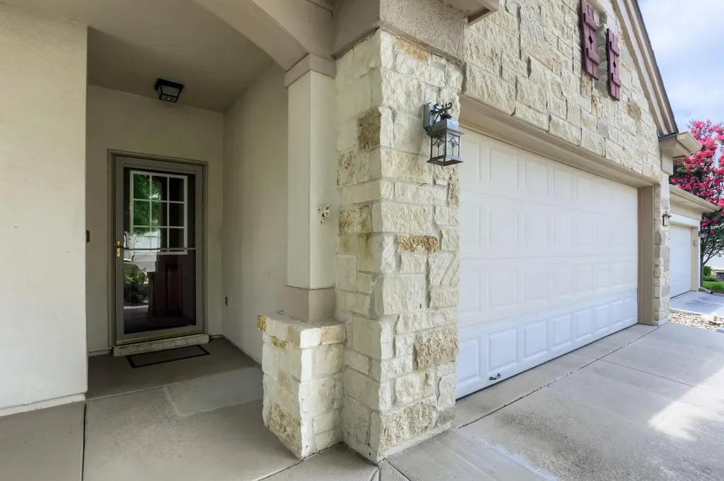 310 Crockett Loop Georgetown TX 78633