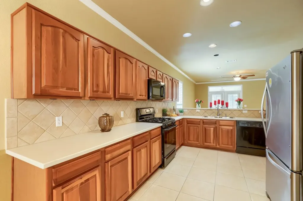 310 Crockett Loop Georgetown TX 78633