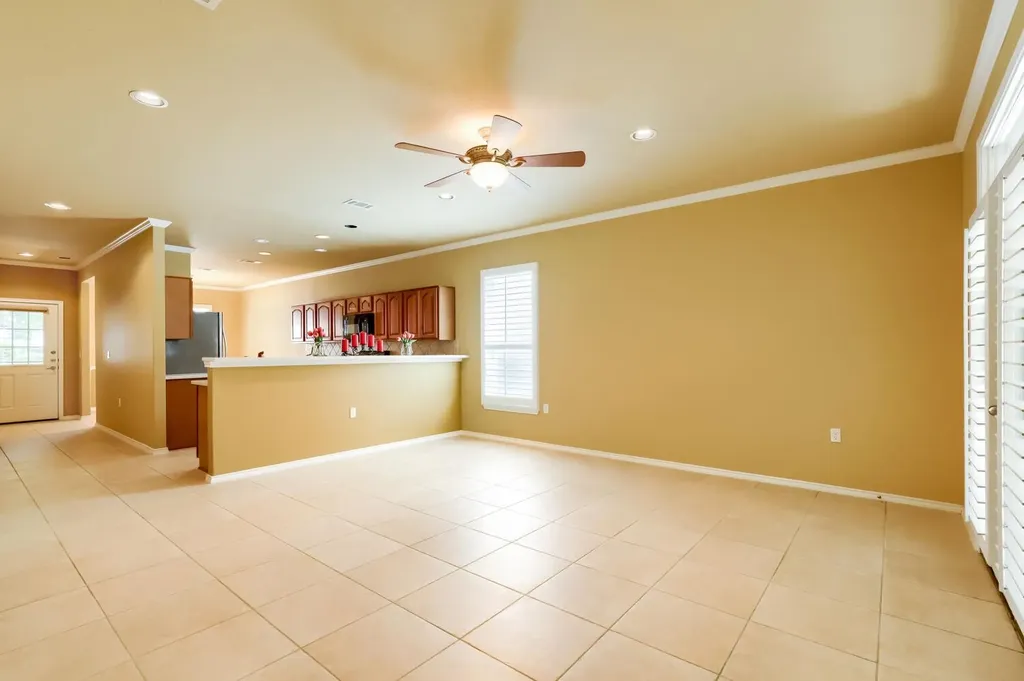 310 Crockett Loop Georgetown TX 78633