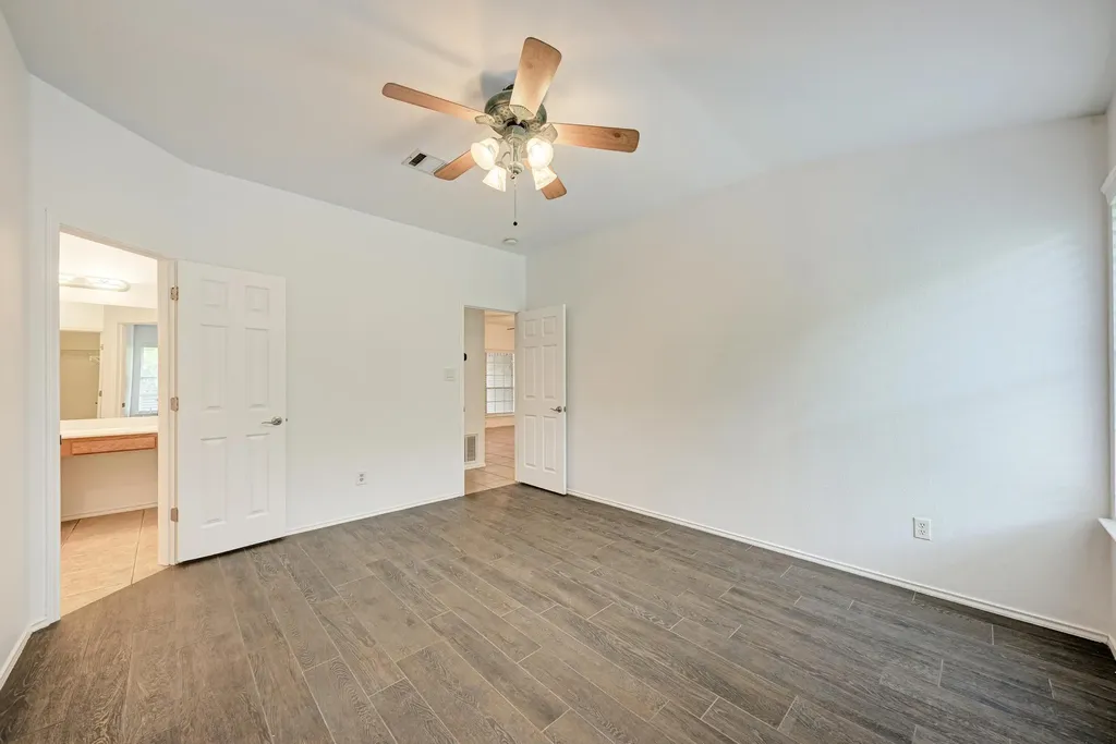 2550 Cora Cove Round Rock TX 78664