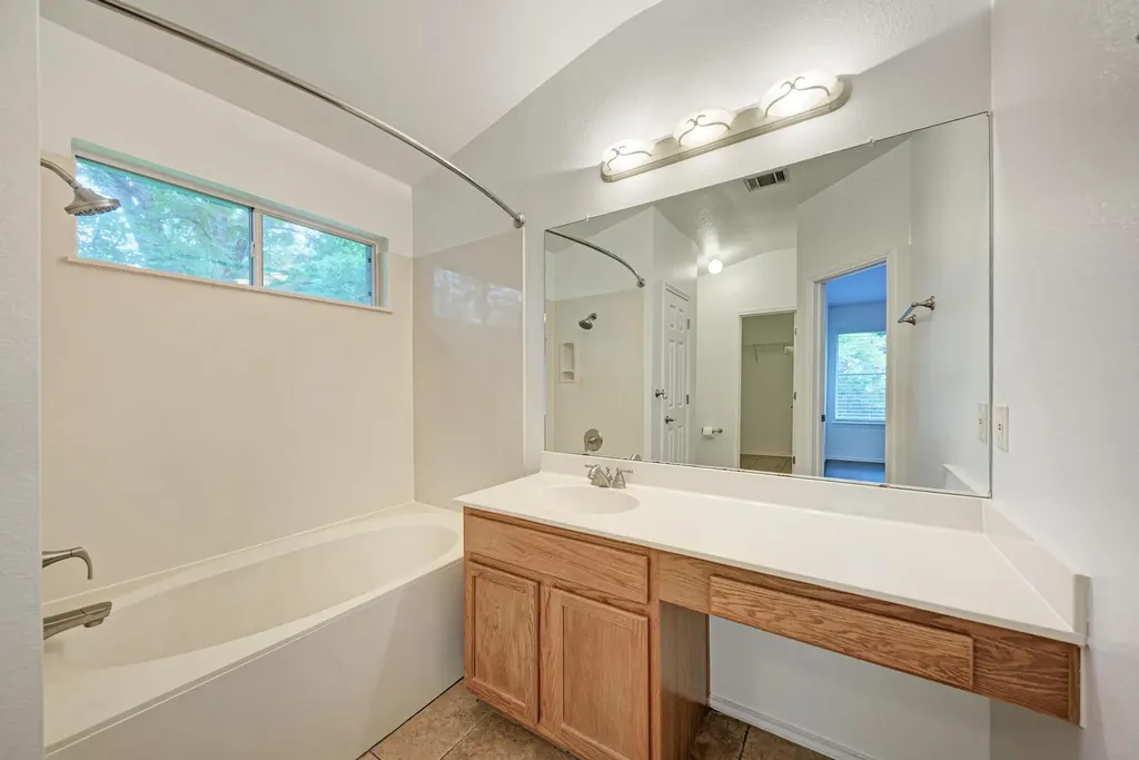 2550 Cora Cove Round Rock TX 78664