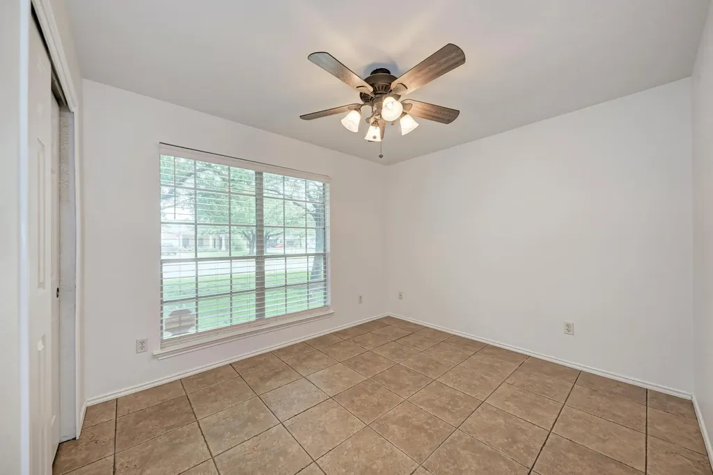 2550 Cora Cove Round Rock TX 78664