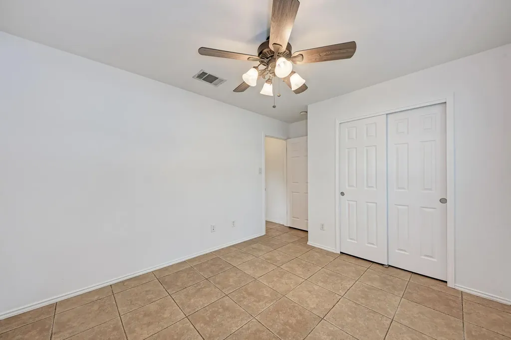 2550 Cora Cove Round Rock TX 78664