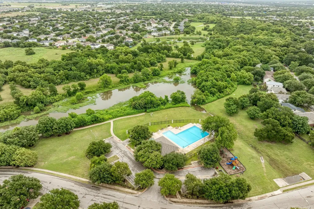 2550 Cora Cove Round Rock TX 78664