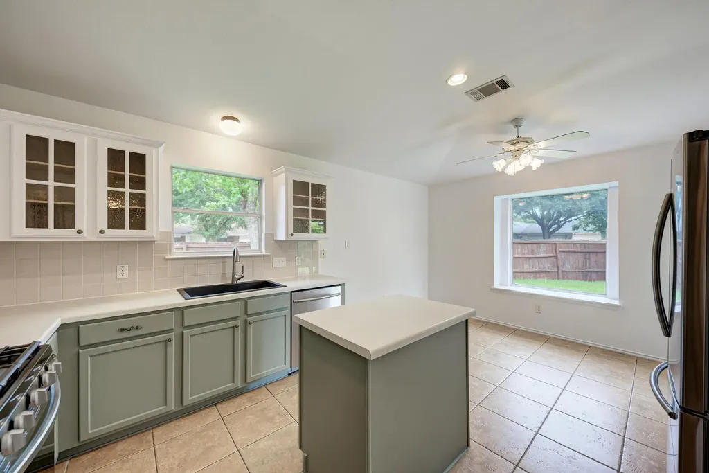 2550 Cora Cove Round Rock TX 78664