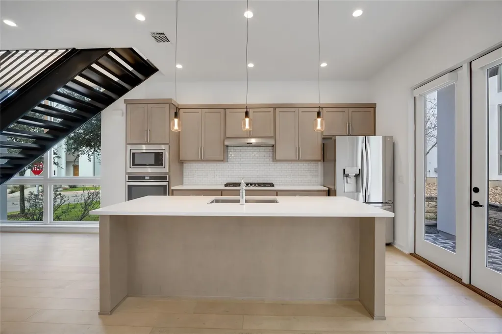 3308 Cantwell Lane Austin TX 78746