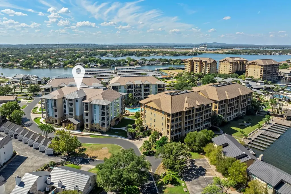90 Island Drive Horseshoe Bay TX 78657