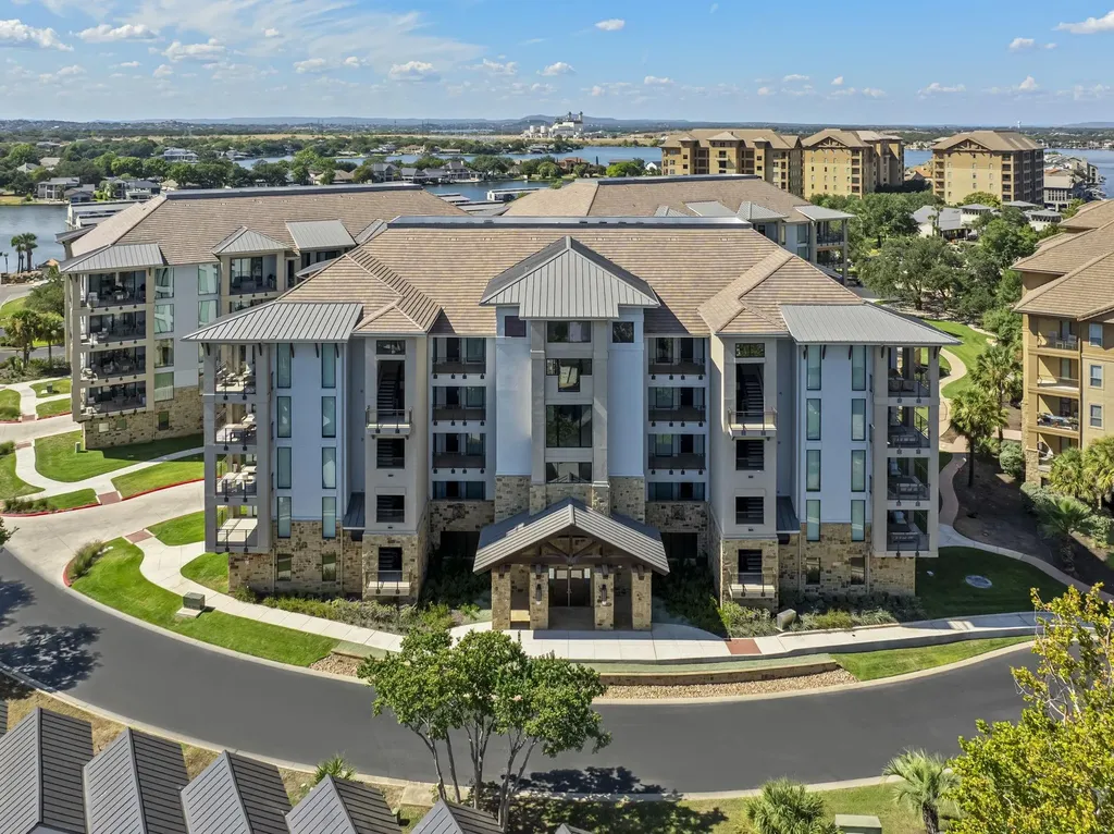 90 Island Drive Horseshoe Bay TX 78657
