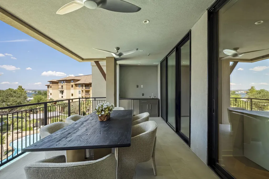 90 Island Drive Horseshoe Bay TX 78657