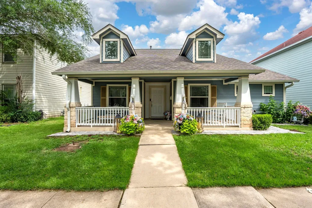 206 Caraway Kyle TX 78640