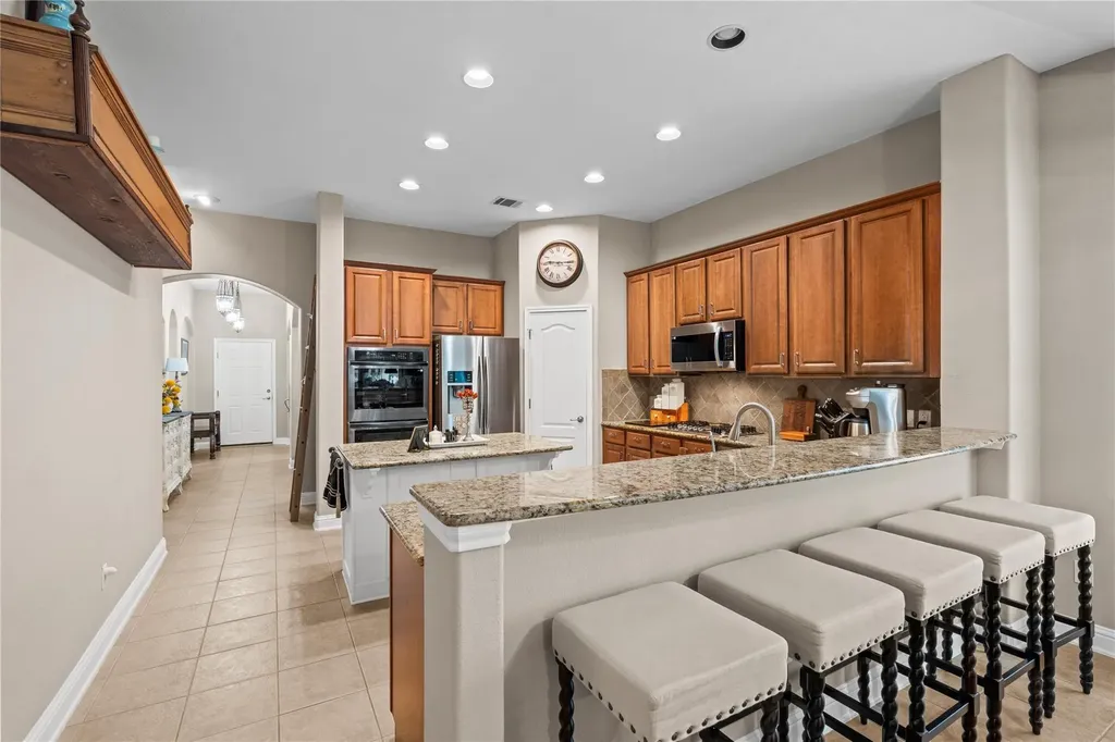206 Caraway Kyle TX 78640
