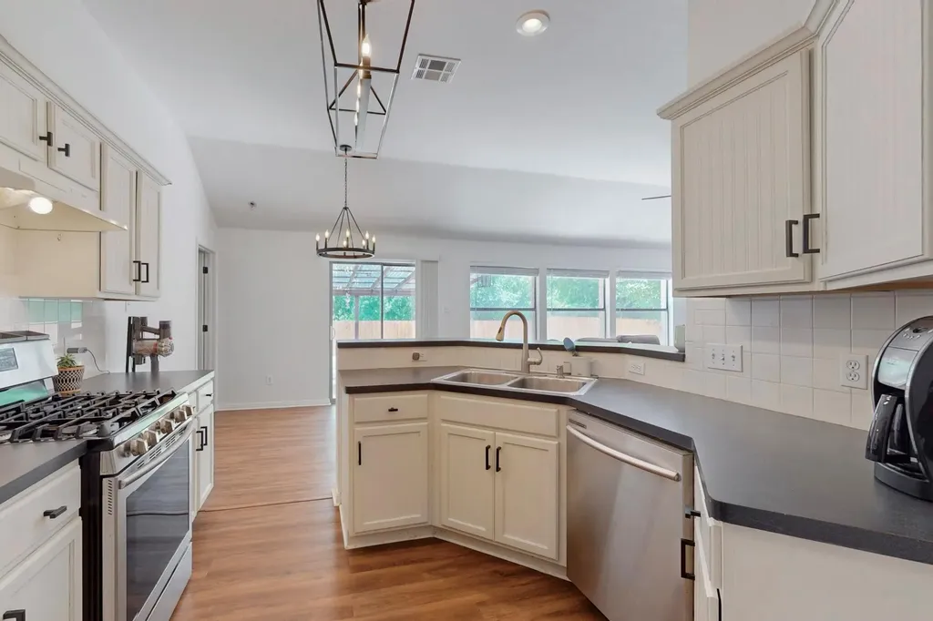 2508 Willow Way Round Rock TX 78664