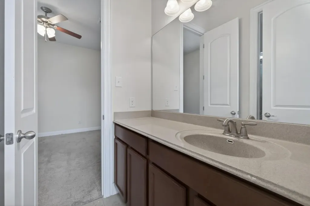 1017 Tabernash Drive Leander TX 78641