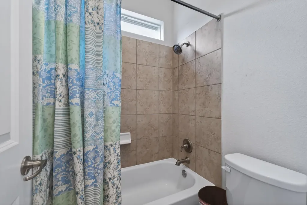 1017 Tabernash Drive Leander TX 78641