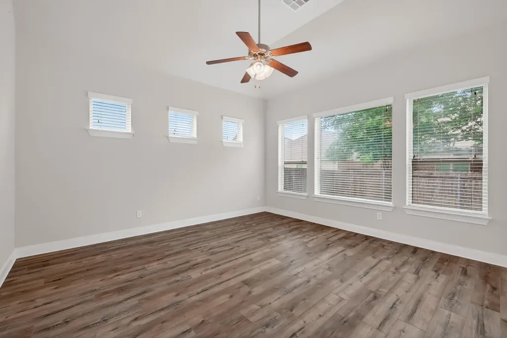 1017 Tabernash Drive Leander TX 78641