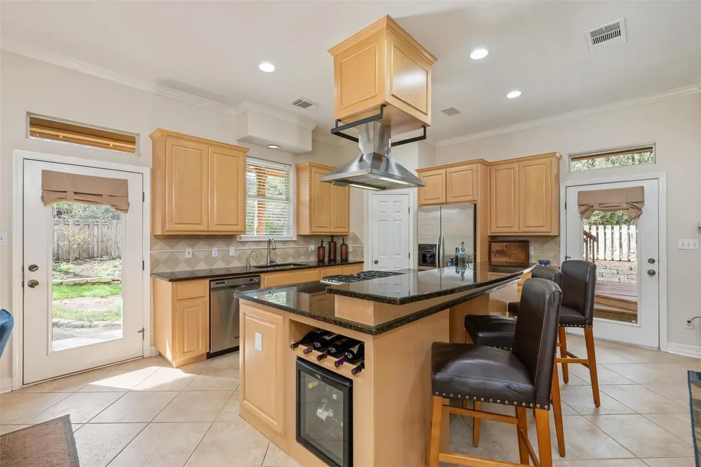 1016 Merlene Drive Austin TX 78732