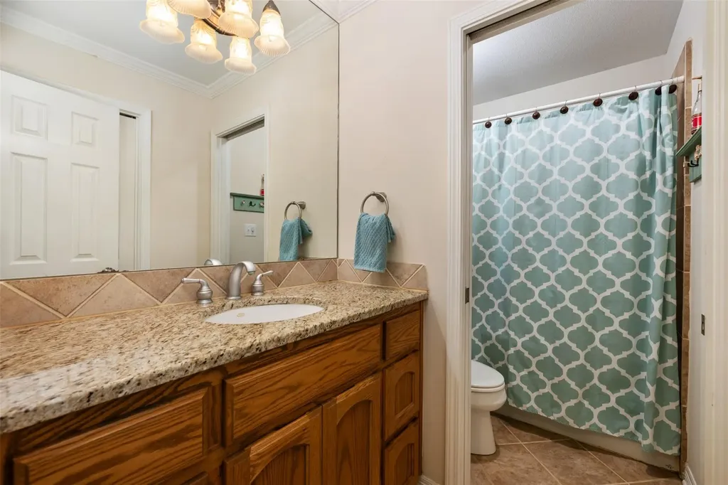 1016 Merlene Drive Austin TX 78732