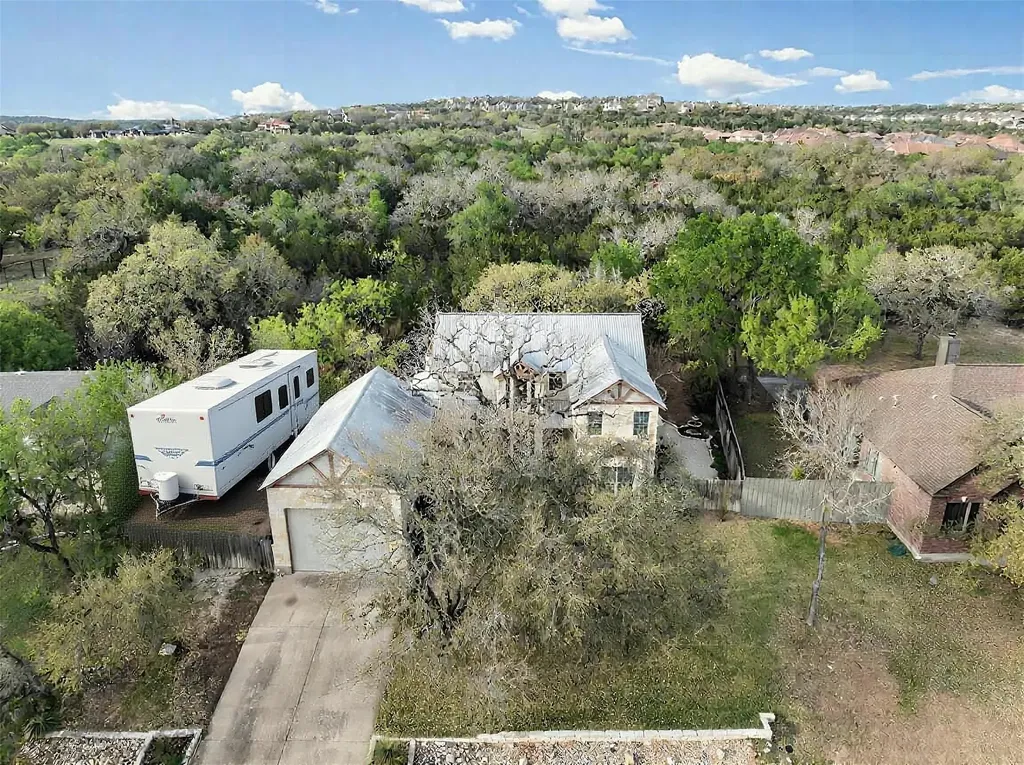 1016 Merlene Drive Austin TX 78732
