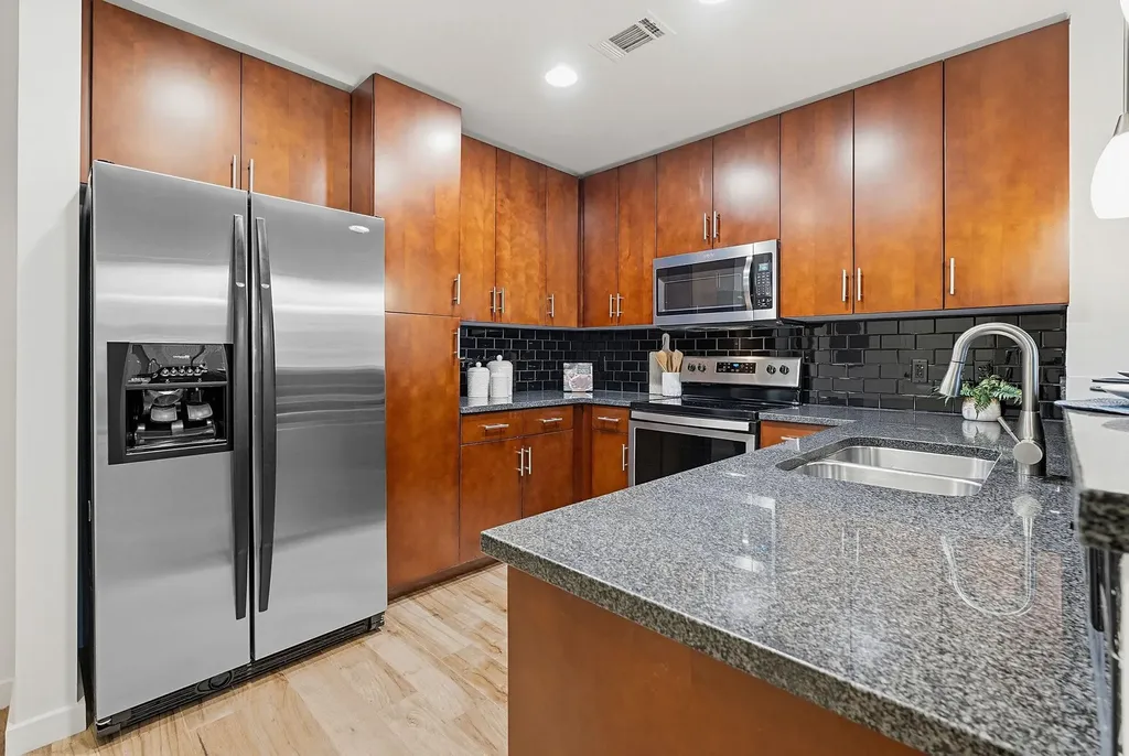 360 Nueces Street Austin TX 78701