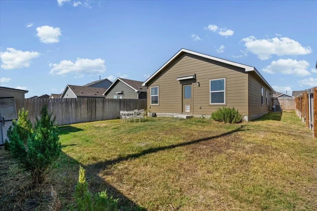 13617 Knights Branch Drive Elgin TX 78621