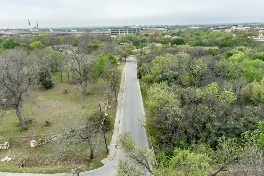 610 W Nash Street Round Rock TX 78664