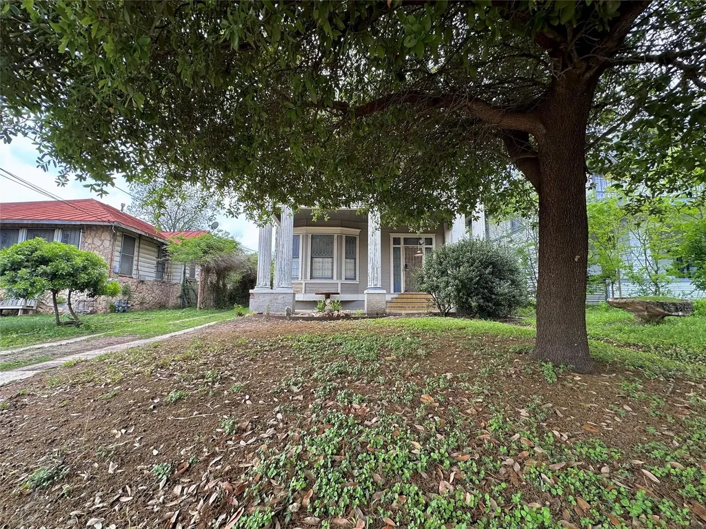 727 N Pine Street San Antonio TX 78202