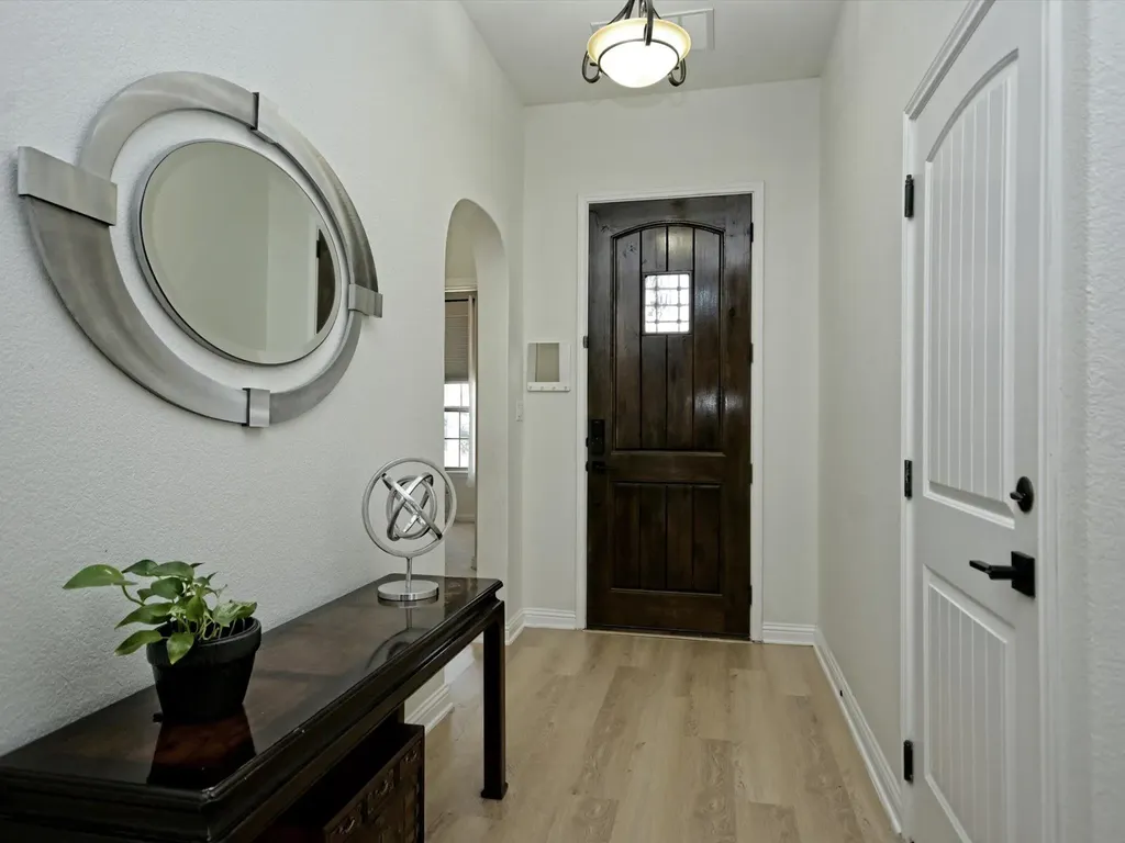 201 Bellagio Drive Austin TX 78734