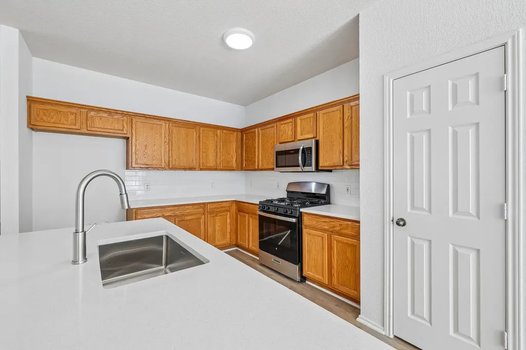 1000 Monadale Trail Round Rock TX 78664
