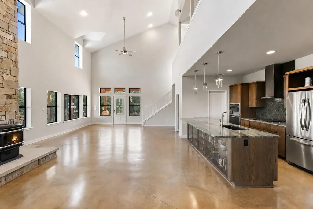1101 Windy Hills Road Dripping Springs TX 78620