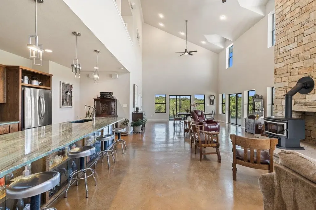 1101 Windy Hills Road Dripping Springs TX 78620