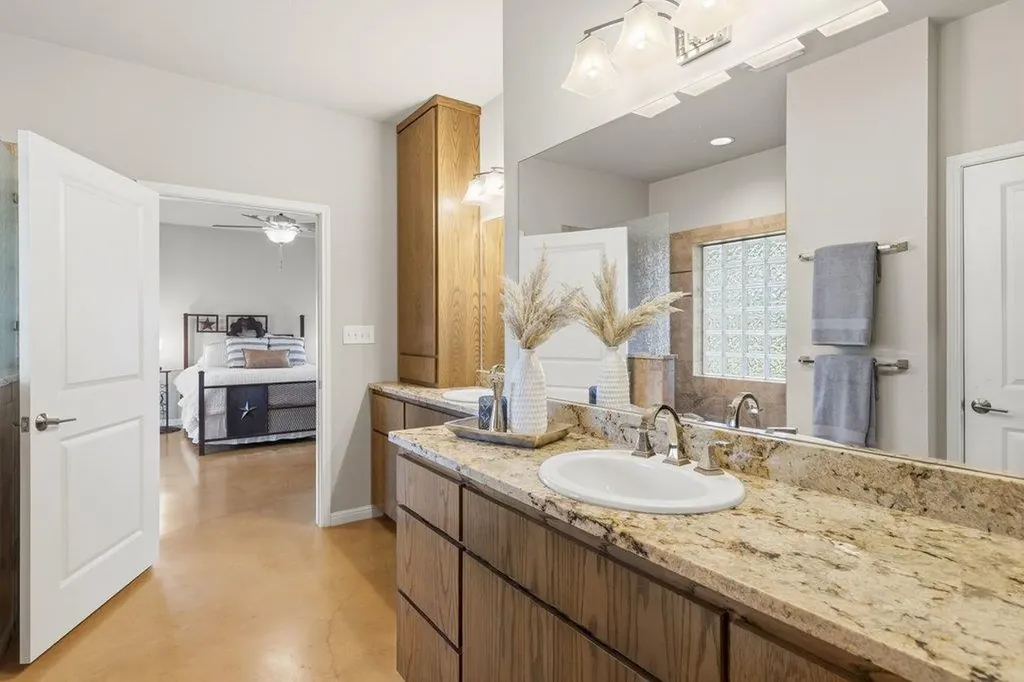 1101 Windy Hills Road Dripping Springs TX 78620